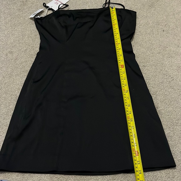 Sun-deh Dress - Picture 6 of 11